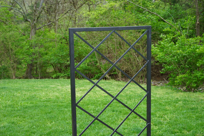Diamond Panel Trellis